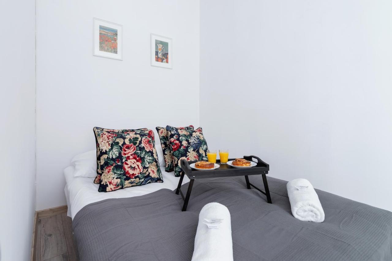 Apartment Bosacka Cracow By Noclegi Renters Cracovia Esterno foto