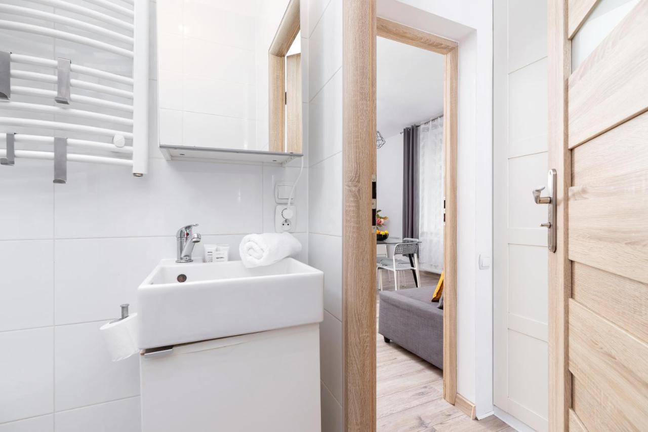 Apartment Bosacka Cracow By Noclegi Renters Cracovia Esterno foto